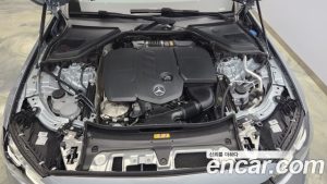 Mercedes-Benz E-Class E220d 4MATIC Exclusive 2024 года из Южной Кореи
