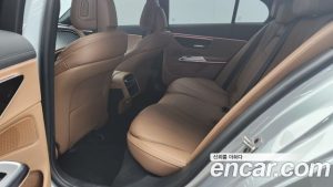 Mercedes-Benz E-Class E220d 4MATIC Exclusive 2024 года из Южной Кореи