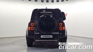 Land Rover Defender 110 P300 X- SE 2025 года из Южной Кореи