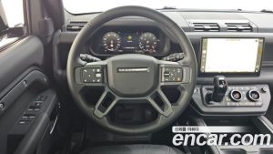 Land Rover Defender 110 P300 X- SE 2025 года из Южной Кореи
