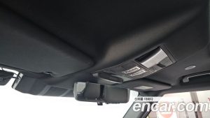 Land Rover Defender 110 P300 X- SE 2025 года из Южной Кореи