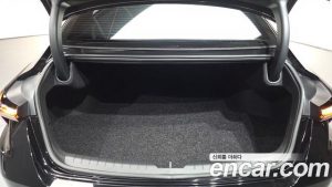 Kia K8 Signature 2025 года из Южной Кореи