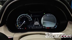 Genesis GV70 2.5T Бензин 2WD 2024 года из Южной Кореи