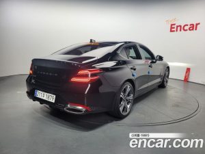Genesis G70 Бензин 2.5T 2WD 2024 года из Южной Кореи