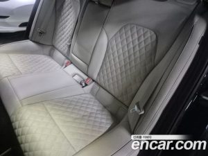 Genesis G70 Бензин 2.5T 2WD 2024 года из Южной Кореи