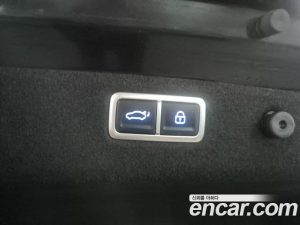 Genesis G70 Бензин 2.5T 2WD 2024 года из Южной Кореи