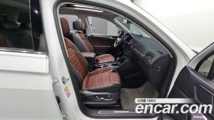 Volkswagen Tiguan 2.0 TSI Prestige 2023 года из Южной Кореи