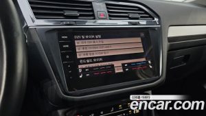 Volkswagen Tiguan 2.0 TSI Prestige 2023 года из Южной Кореи