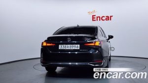 Lexus ES Executive 2023 года из Южной Кореи