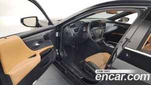 Lexus ES Executive 2023 года из Южной Кореи