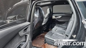 Audi Q7 55 TFSI 4WD Premium 2023 года из Южной Кореи