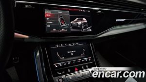 Audi Q7 55 TFSI 4WD Premium 2023 года из Южной Кореи