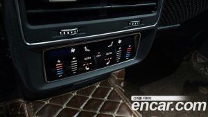 Audi Q7 55 TFSI 4WD Premium 2023 года из Южной Кореи