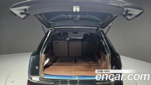 Audi Q7 55 TFSI 4WD Premium 2023 года из Южной Кореи
