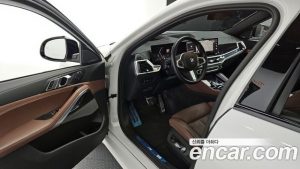 BMW X6 xDrive40i M Sport 2024 года из Южной Кореи