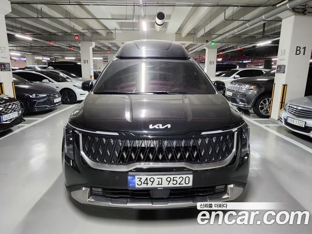 Kia Canival Бензин 7-Seater HI-Limousine (Specialized Company) 2024 года из Кореи