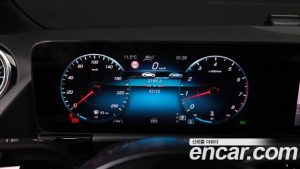 Mercedes-Benz GLA-Class GLA250 4MATIC 2023 года из Южной Кореи