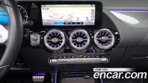 Mercedes-Benz GLA-Class GLA250 4MATIC 2023 года из Южной Кореи