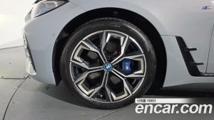 BMW i4 eDrive40 M Sport PRO 2024 года из Южной Кореи