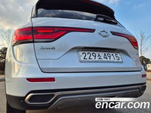 Renault-KoreaSamsung QM6 2.0 LPe RE Signature 2WD 2023 года из Южной Кореи