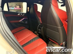BMW X6M 4.4 Competition 2023 года из Южной Кореи