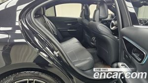 Mercedes-Benz C-Class C300 4MATIC Avantgarde 2024 года из Южной Кореи