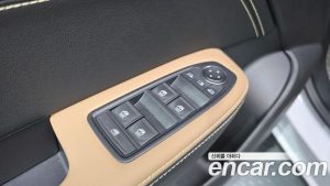 Renault-KoreaSamsung Arkana 1.6 E-TECH Iconic 2026 года из Южной Кореи