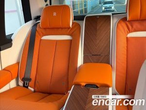 Rolls-Royce Cullinan 6.7 V12 2025 года из Южной Кореи