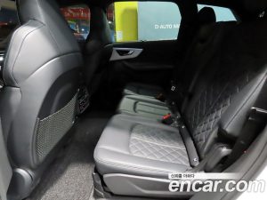 Audi Q7 55 TFSI 4WD Premium 2023 года из Южной Кореи