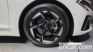 Kia K5 2.0 2024 года из Южной Кореи