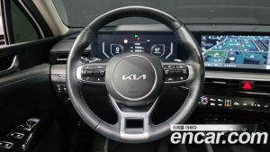 Kia K5 2.0 2024 года из Южной Кореи
