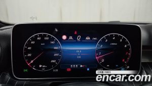 Mercedes-Benz C-Class C200 Avantgarde 2025 года из Южной Кореи