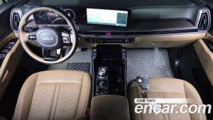Kia Sorento HEV 1.6 2WD 2024 года из Южной Кореи