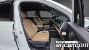 Kia Sorento HEV 1.6 2WD 2024 года из Южной Кореи
