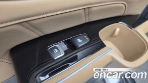 Kia Sorento HEV 1.6 2WD 2024 года из Южной Кореи