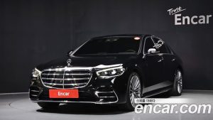 Mercedes-Benz S-Class S500L 4MATIC 2023 года из Южной Кореи