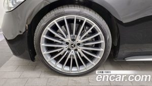 Mercedes-Benz S-Class S500L 4MATIC 2023 года из Южной Кореи