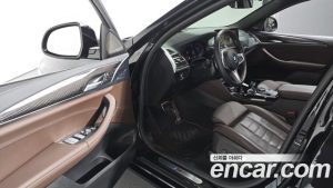 BMW X4 xDrive20i M Sport PRO 2023 года из Южной Кореи
