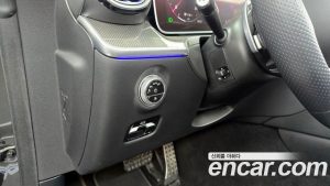 Mercedes-Benz CLE-Class CLE200 Cabriolet 2024 года из Южной Кореи