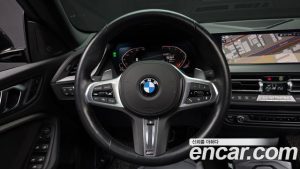 BMW 2-Series 220i M Sport 2023 года из Южной Кореи
