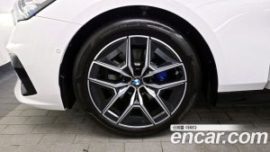 BMW 5-Series 520i M Sport 2024 года из Южной Кореи