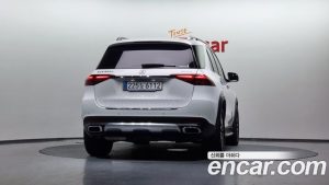 Mercedes-Benz GLE-Class GLE300d 4MATIC 2023 года из Южной Кореи