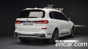 BMW X7 xDrive 40i M Sport 6 2024 года из Южной Кореи