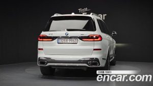 BMW X7 xDrive 40i M Sport 6 2024 года из Южной Кореи