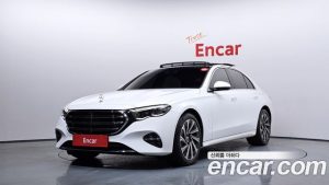 Mercedes-Benz E-Class E300 4MATIC Exclusive 2024 года из Южной Кореи