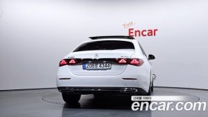 Mercedes-Benz E-Class E300 4MATIC Exclusive 2024 года из Южной Кореи