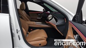 Mercedes-Benz E-Class E300 4MATIC Exclusive 2024 года из Южной Кореи