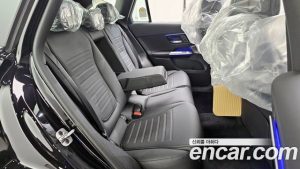 Mercedes-Benz GLC-Class GLC300 4MATIC AMG Line 2026 года из Южной Кореи
