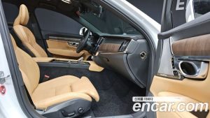 Volvo S90 B6 AWD ULTIMATE Bright 2023 года из Южной Кореи