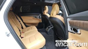 Volvo S90 B6 AWD ULTIMATE Bright 2023 года из Южной Кореи